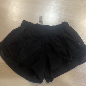 lululemon hotty hot shorts